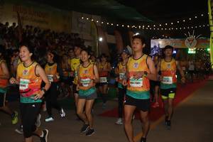 BIB: 00953, 21801, 20945
                            <button type="button" onclick="openModal(9884226)" class="btn btn-primary btn-sm float-right btn-popup" data-toggle="modal" data-target=".modal-high-quality">
                        <i class="fas fa-shopping-cart"></i> Add to Cart
                    </button>
                                            <button type="button" onclick="isThisMe(9884226, true)" class="btn btn-success btn-sm float-right btn-popup btn-isme hidden" data-toggle="tooltip" data-placement="bottom" title="นี่คือรูปของคุณใช่ไหม คลิกที่นี่เพื่อเอาเข้าอัลบั้ม">
                        <i class="fas fa-plus"></i> Add to album
                    </button>
                    <button type="button" onclick="isThisMe(9884226, false)" class="btn btn-warning btn-sm float-right btn-popup btn-isnotme hidden">
                        <i class="fas fa-ban"></i> Remove from album
                    </button>